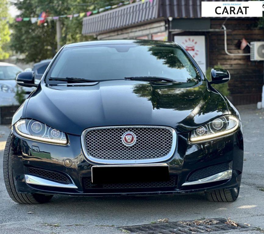 Jaguar XF 2012
