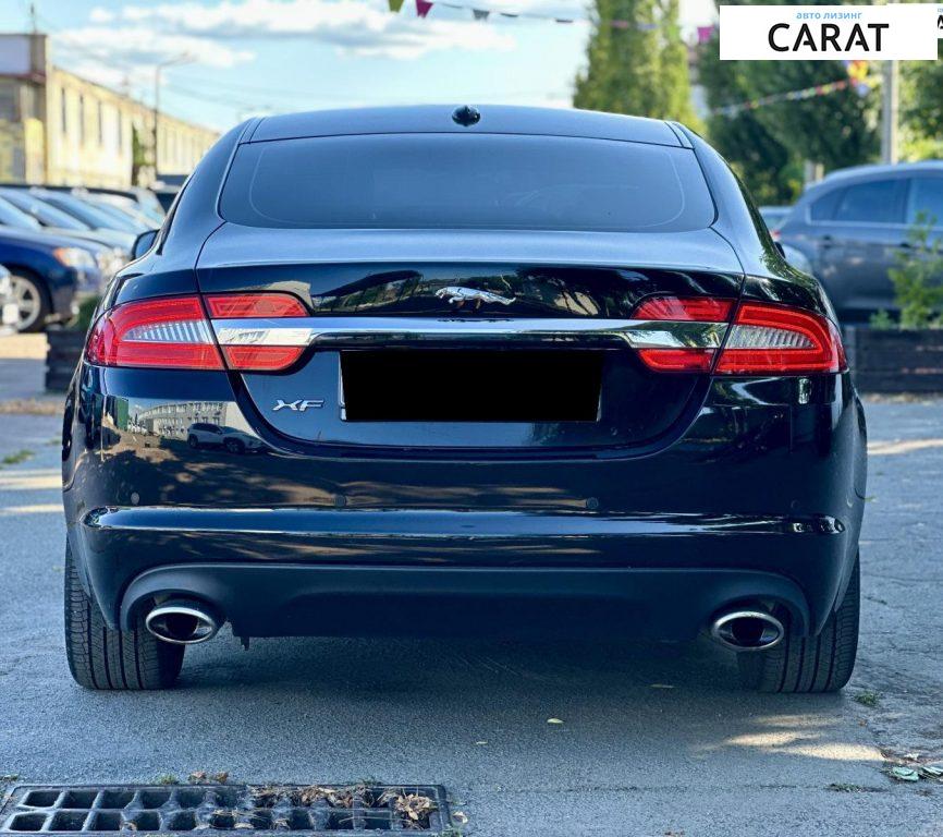 Jaguar XF 2012