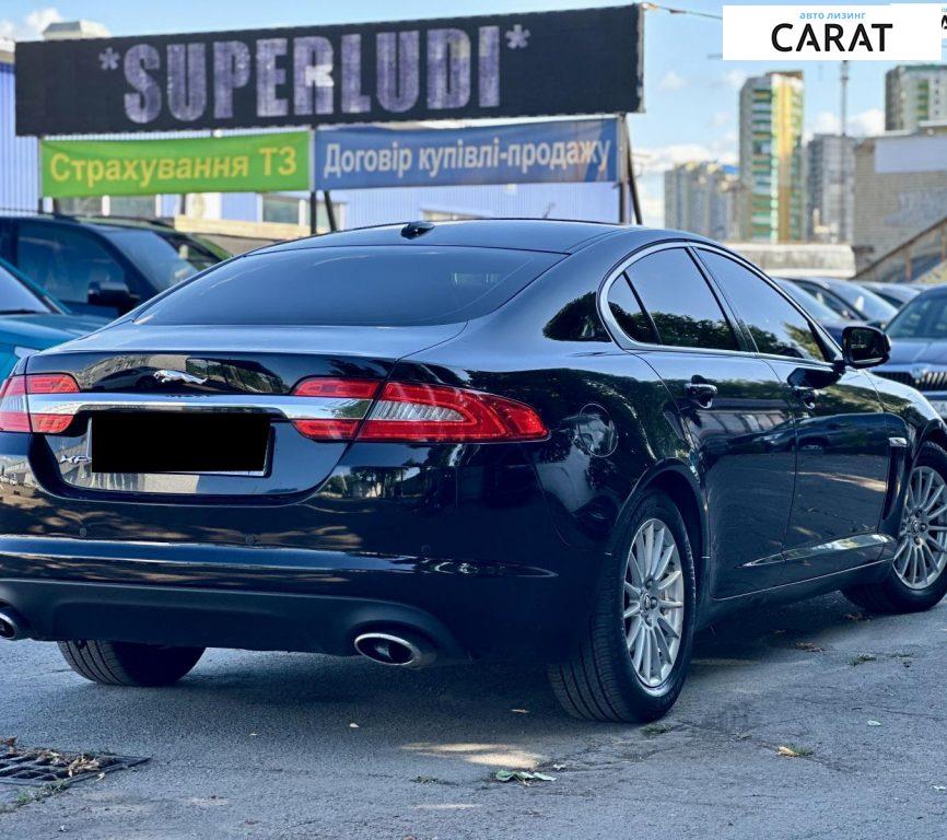 Jaguar XF 2012