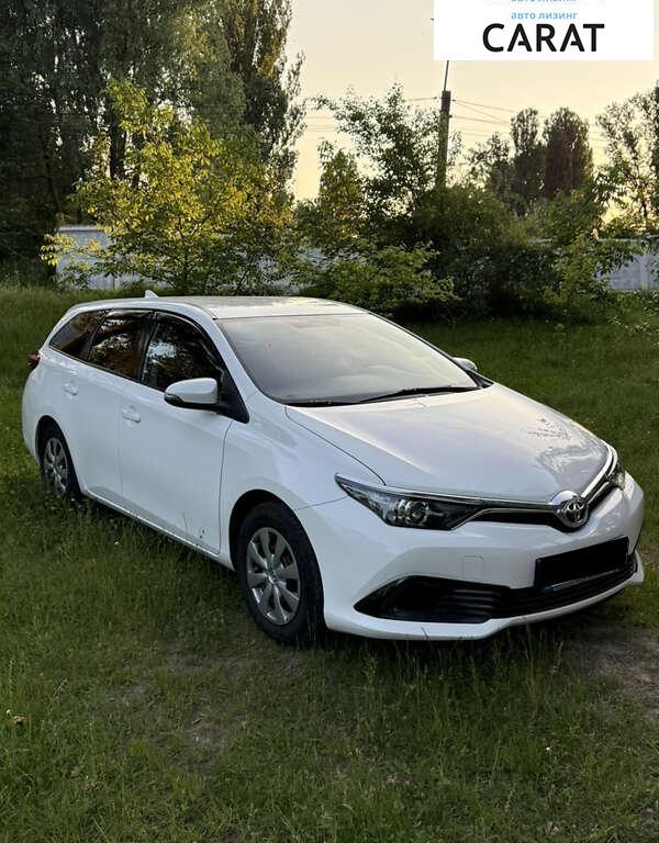 Toyota Auris 2015