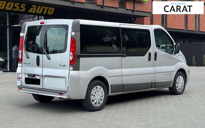 Renault Trafic пасс. 2012 Renault Trafic пасс. 2012