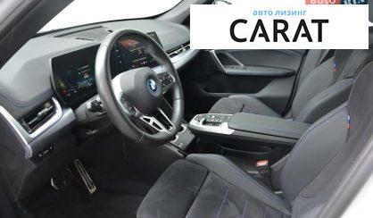 BMW iX1 2024