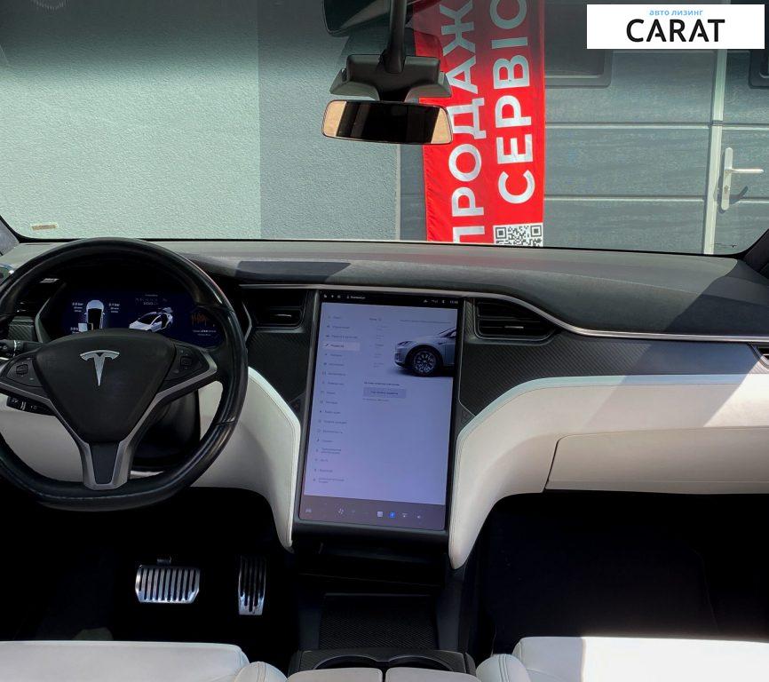 Tesla Model X 2019