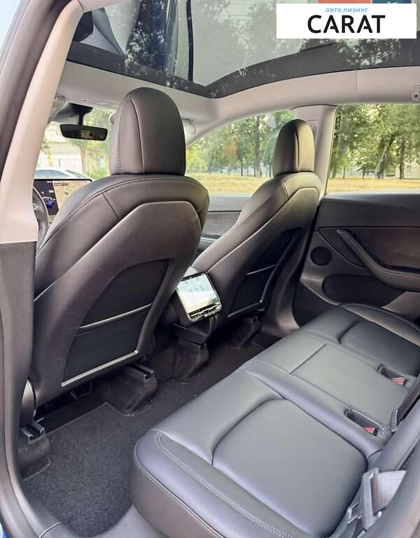 Tesla Model Y 2022