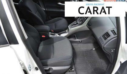 Toyota Auris 2011