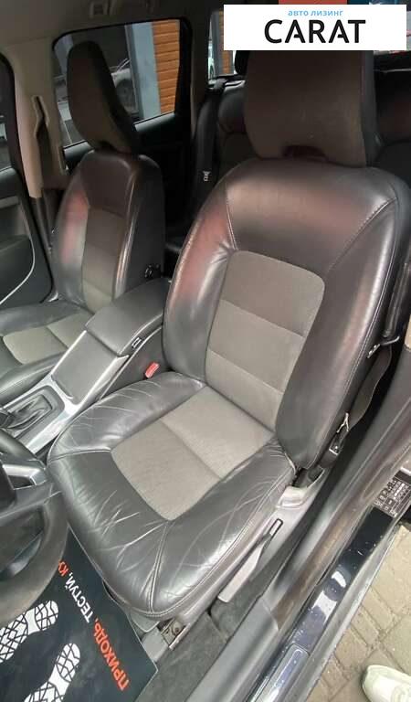 Volvo V70 2013