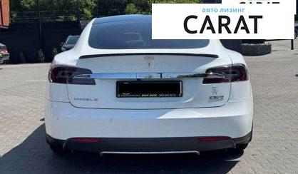 Tesla Model S 2015
