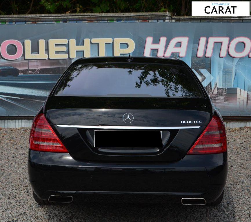 Mercedes-Benz S-Class 2013