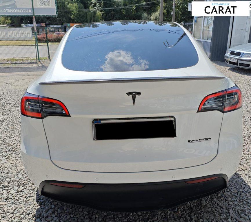 Tesla Model Y 2021