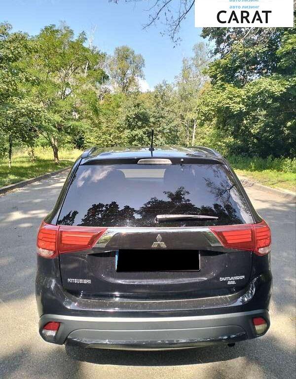 Mitsubishi Outlander 2015