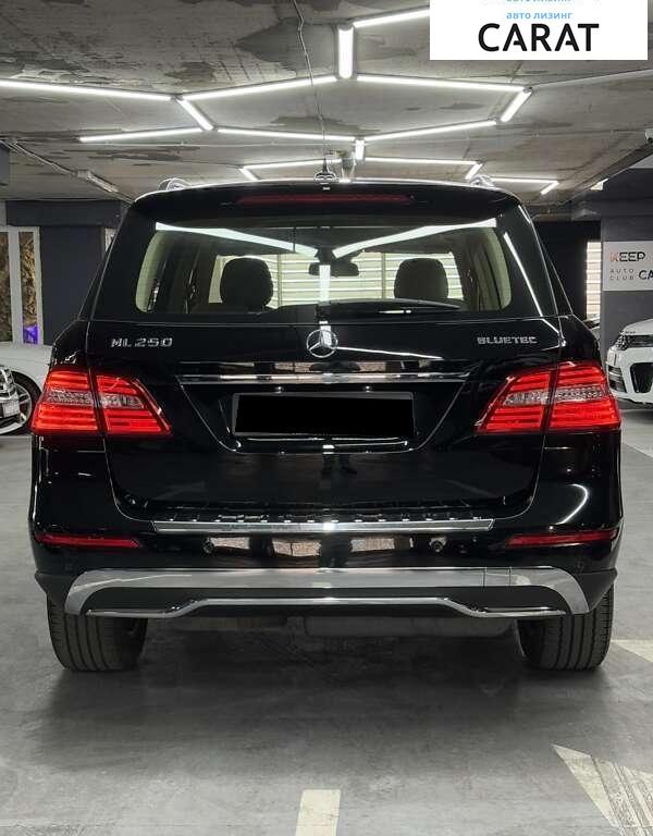Mercedes-Benz M-Class 2015