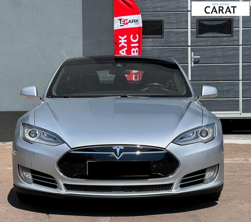 Tesla Model S 2015
