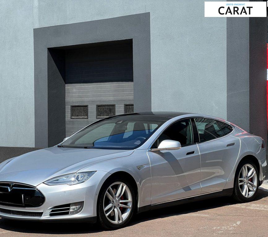 Tesla Model S 2015