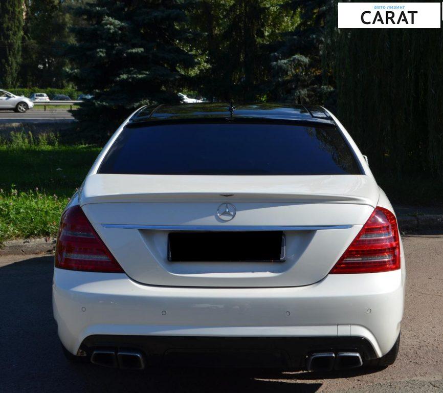 Mercedes-Benz S-Class 2011