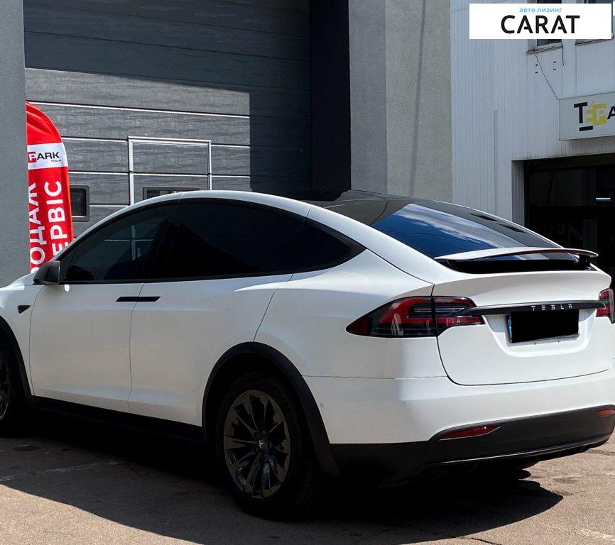 Tesla Model X 2019