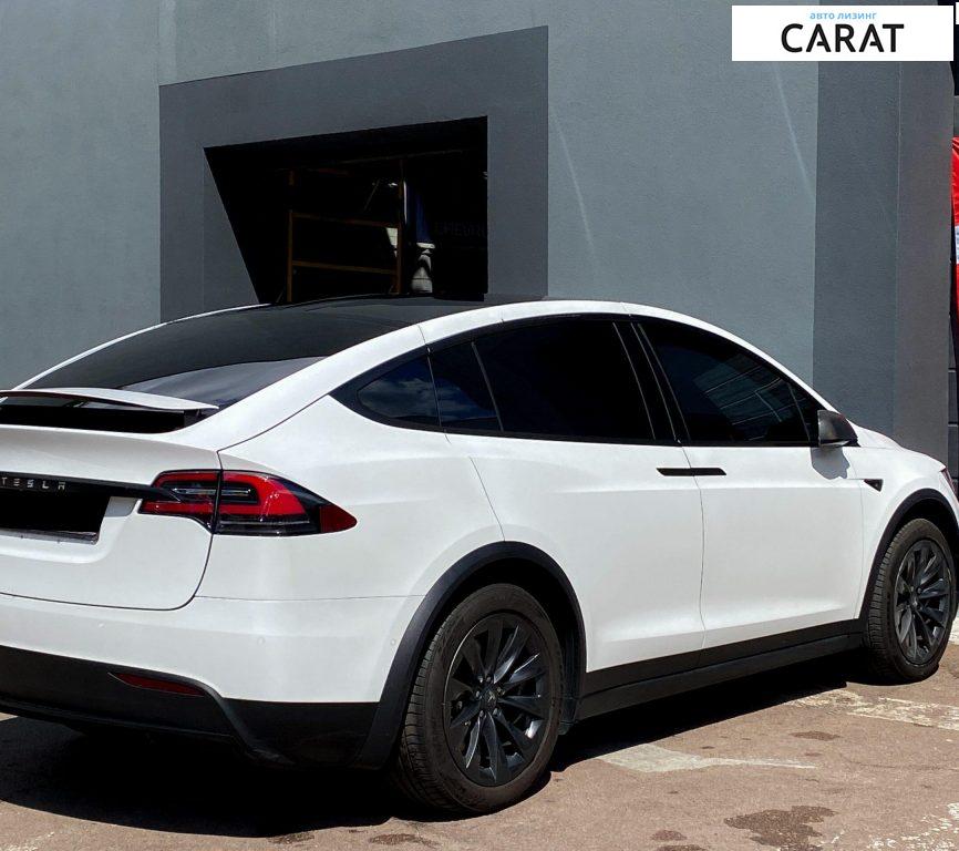 Tesla Model X 2019