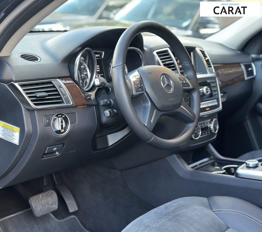 Mercedes-Benz ML-Class 2012