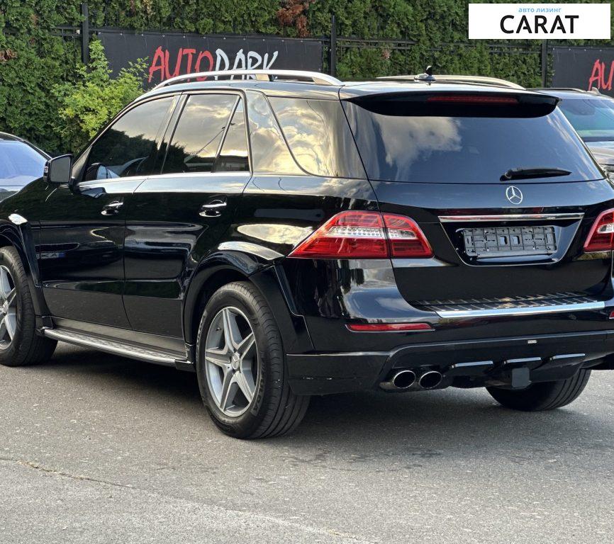 Mercedes-Benz ML-Class 2012