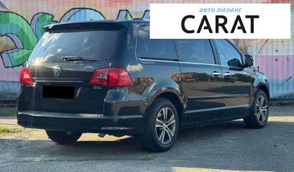 Volkswagen Routan 2013