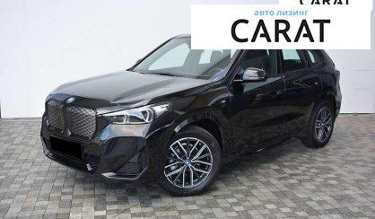BMW iX1 2024