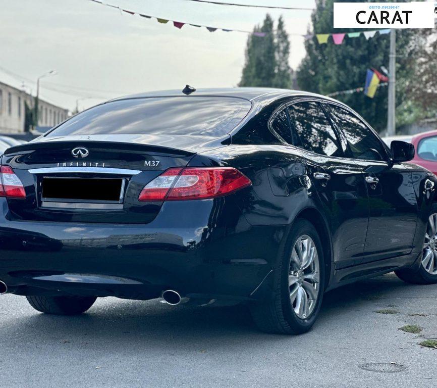 Infiniti M37 2012