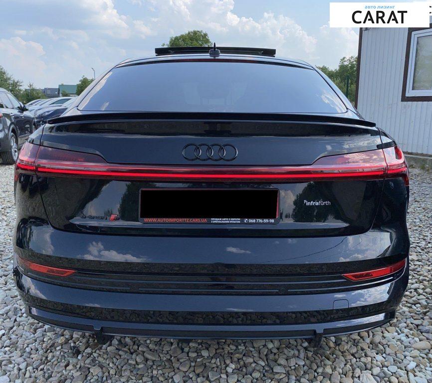 Audi e-tron 2023