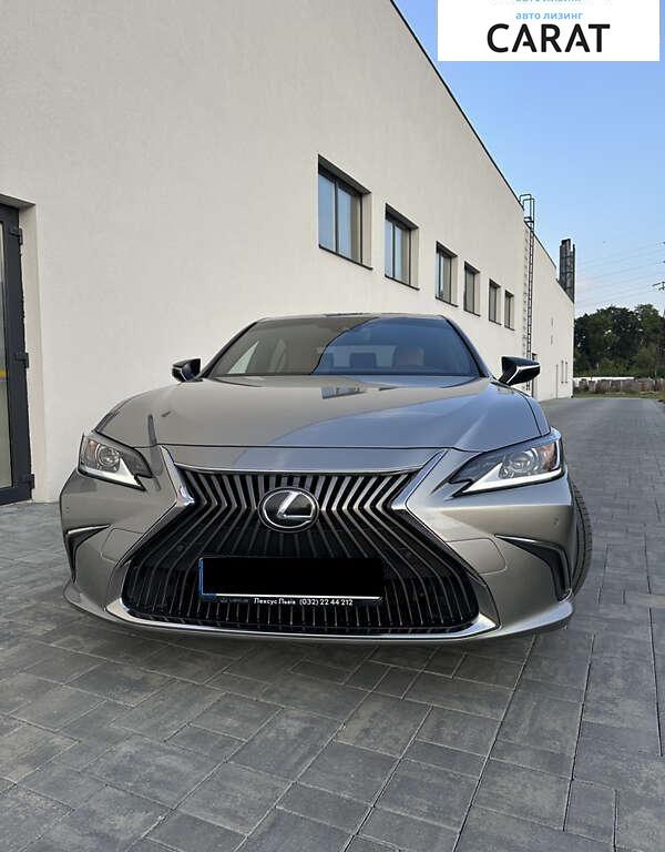 Lexus ES 2021