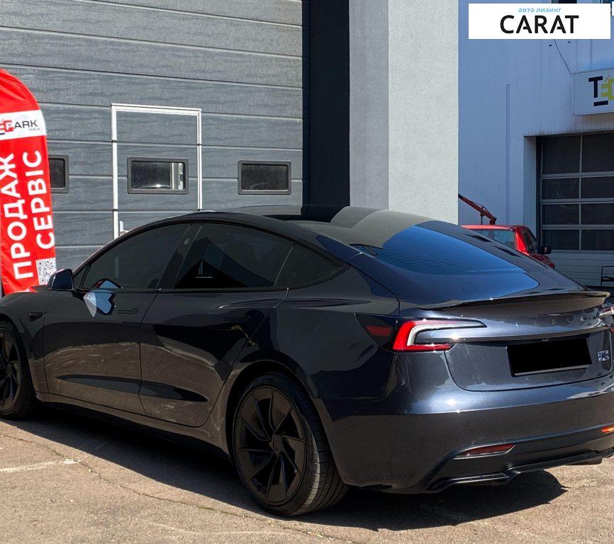 Tesla Model 3 2024