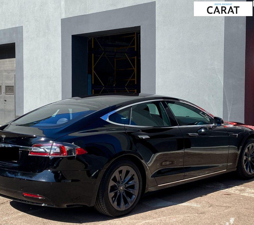 Tesla Model S 2019