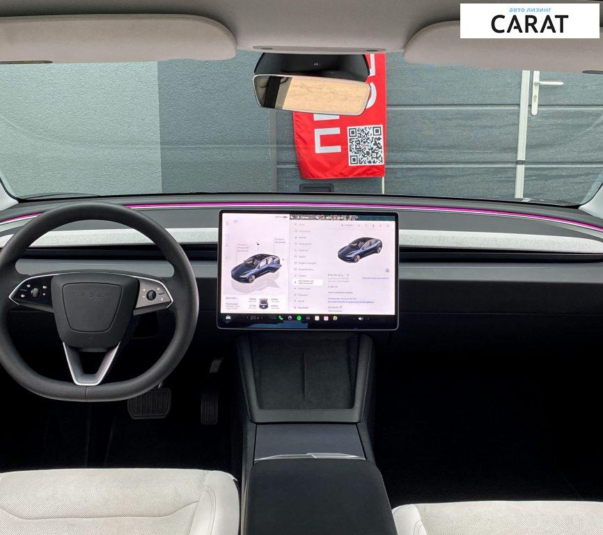 Tesla Model 3 2024