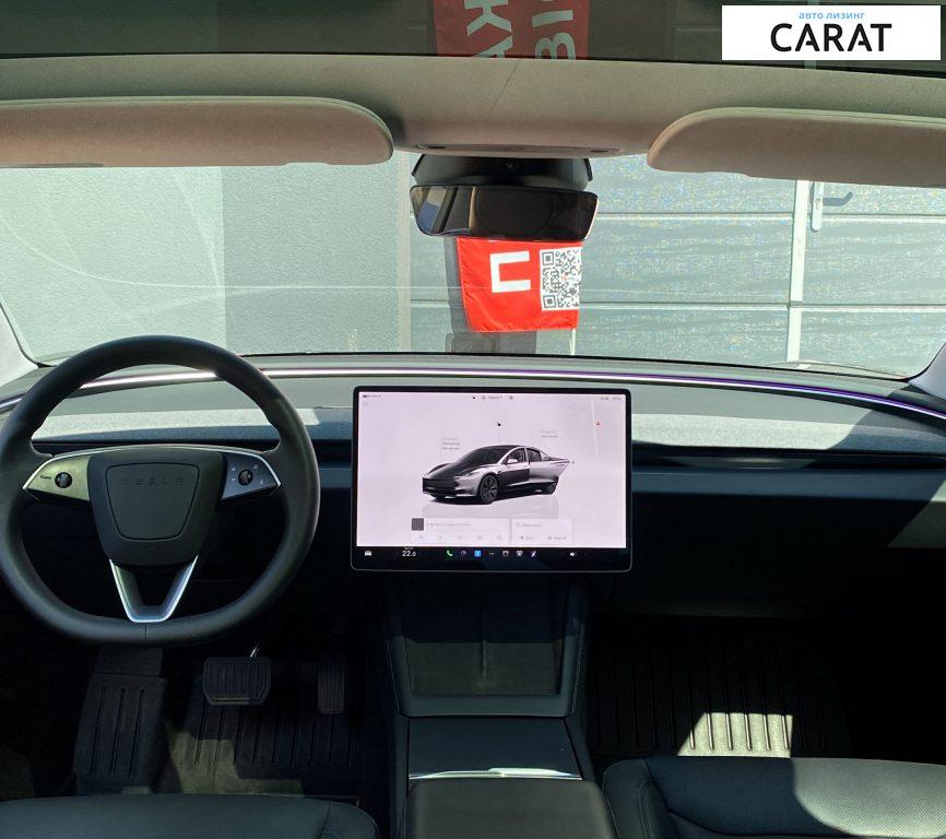 Tesla Model 3 2024