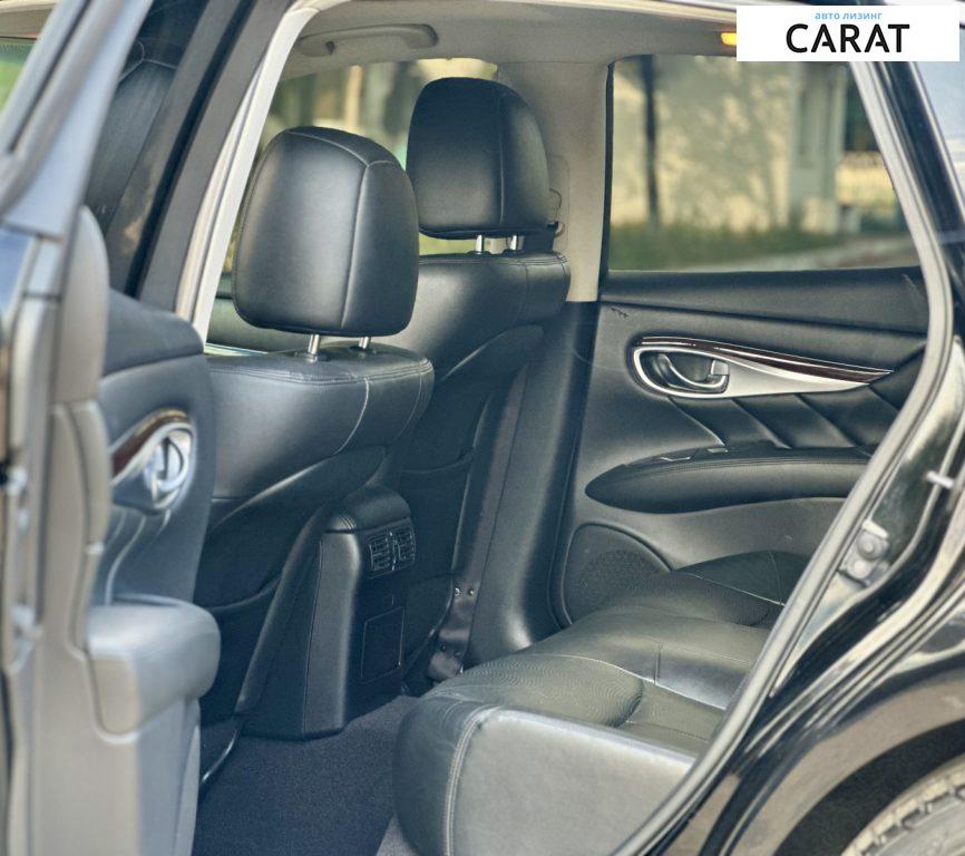 Infiniti M37 2012