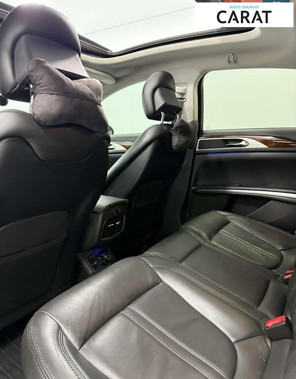 Lincoln MKZ 2013