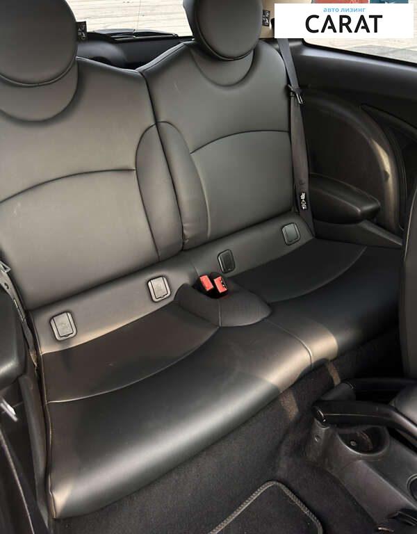 MINI Cooper 2011