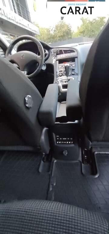 Peugeot 5008 2010