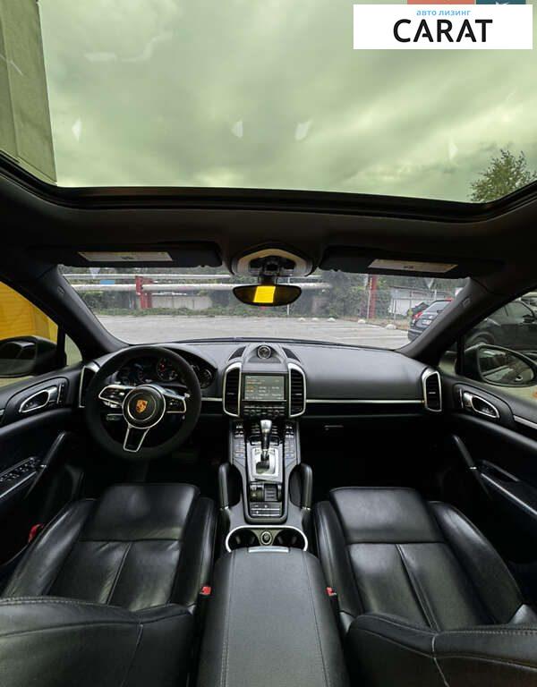 Porsche Cayenne 2015