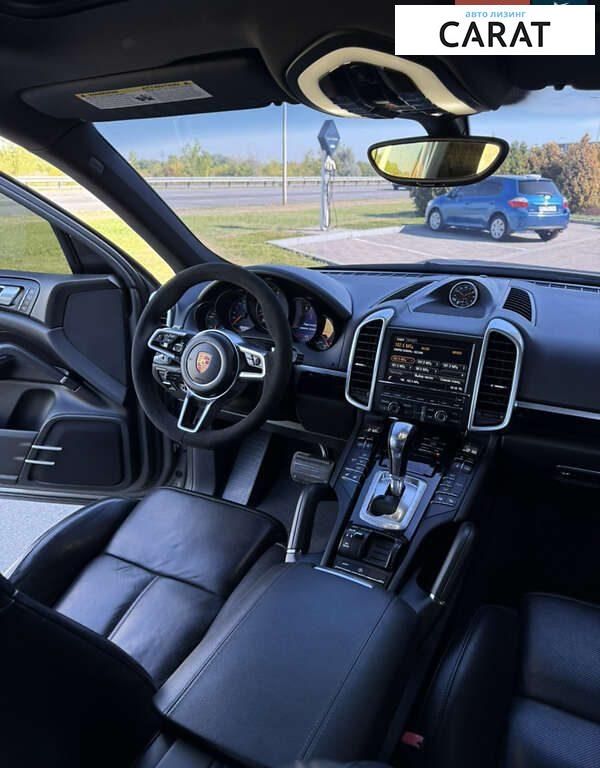 Porsche Cayenne 2015