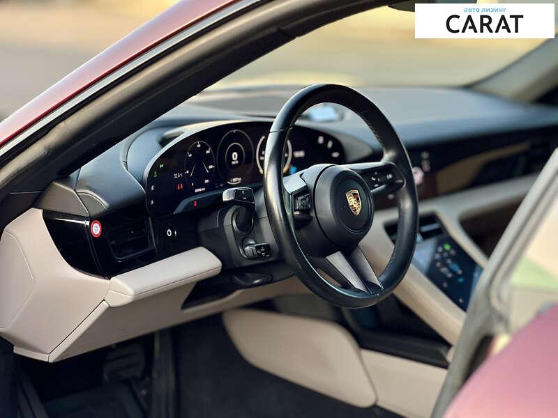 Porsche Taycan 2021 Porsche Taycan 2021