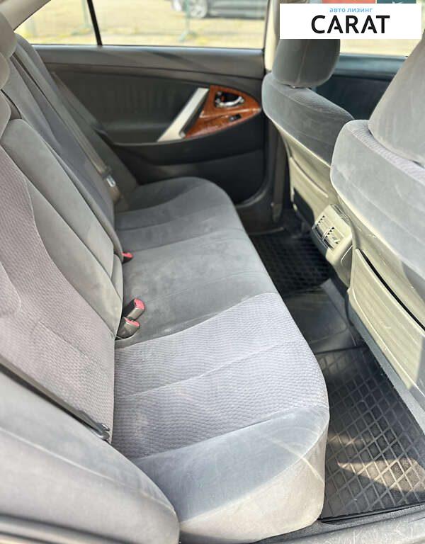 Toyota Camry 2010