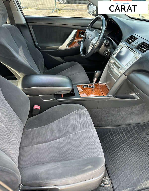 Toyota Camry 2010