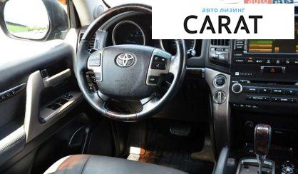Toyota Land Cruiser 200 2011