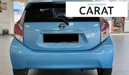 Toyota AQUA 2015