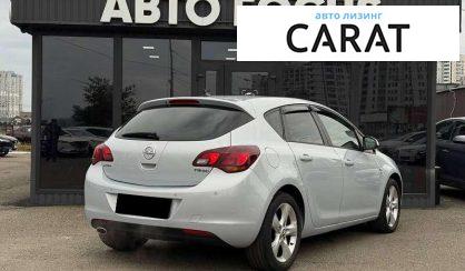 Opel Astra 2012