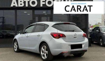 Opel Astra 2012