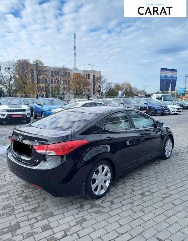 Hyundai Elantra 2012