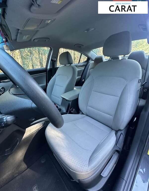 Hyundai Elantra 2020