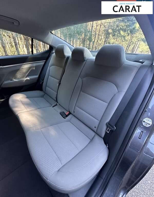 Hyundai Elantra 2020