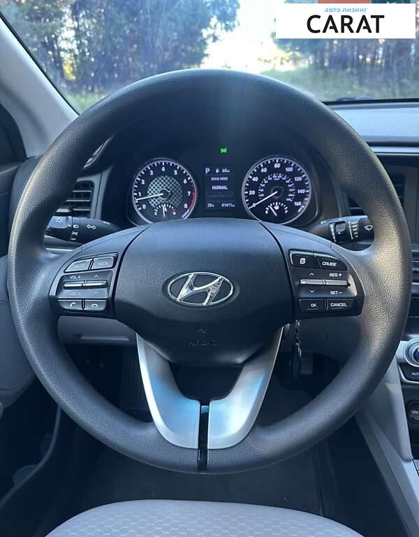 Hyundai Elantra 2020