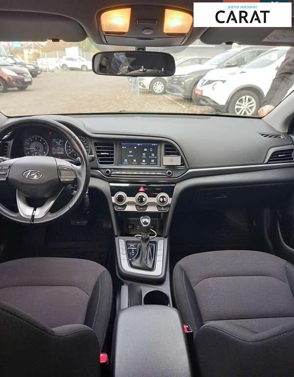 Hyundai Elantra 2019