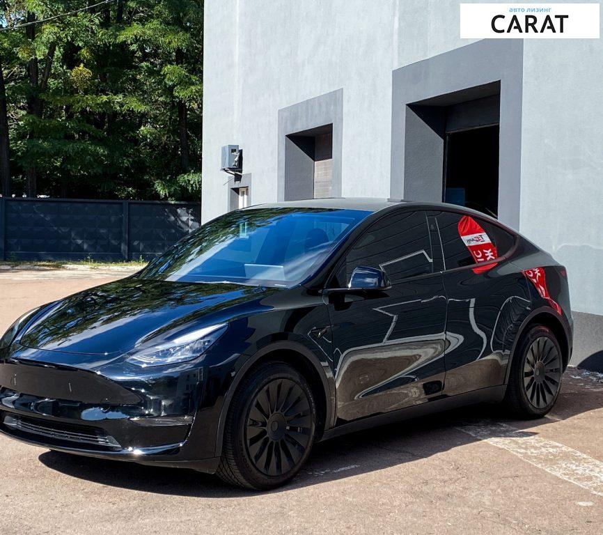 Tesla Model Y 2025